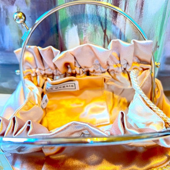 La Regale “Satin” Evening Bag - Picture 3 of 9